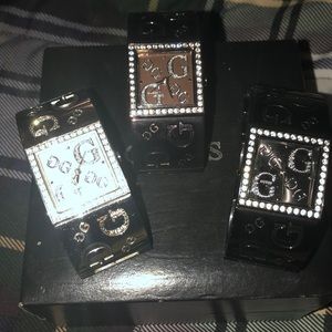 3 Women’s Guess Watches👀🕑